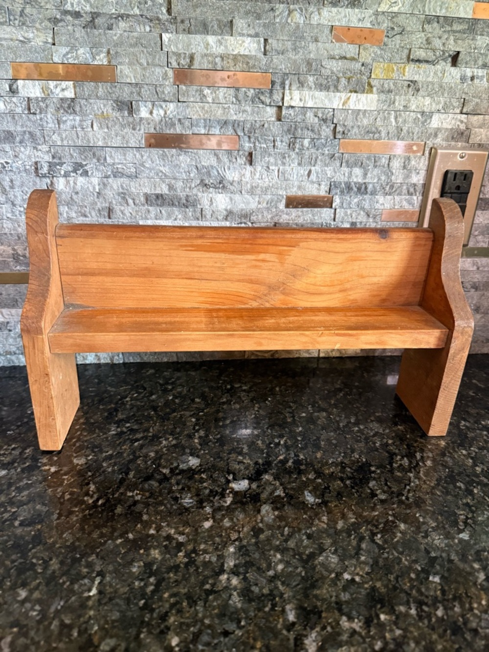 Cottage/Granny Core Church Pew Wooden Kitchen Bench Shelf - Natural Brown